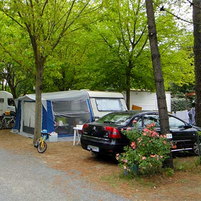 Locations hébergements Camping 3 étoiles La Tremblade | Mobil Homes, Chalets, Bungalows semi-toilés, ...